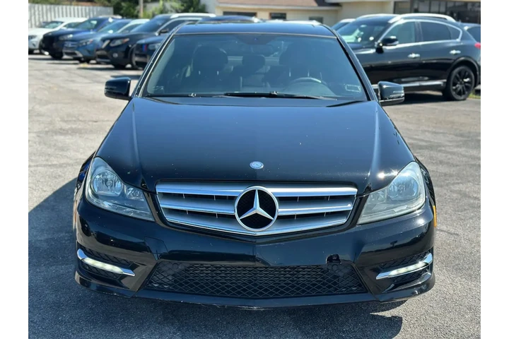 2012 MERCEDES-BENZ C-CLASS C image 6
