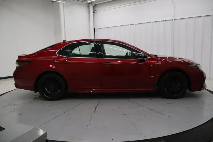 $27776 : Toyota Camry 2023 XSE 4dr Se image 2