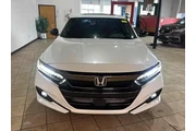 $22995 : Honda Accord 2021 Sport 4dr thumbnail