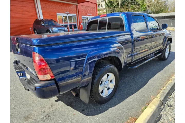 $10999 : 2005 Tacoma PreRunner V6 image 6