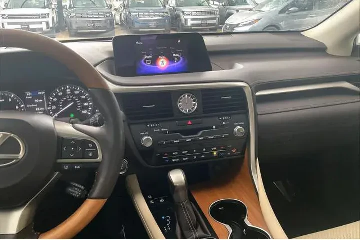 $28220 : Lexus RX 350 2017 4dr SUV image 7