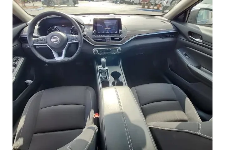 $21698 : Nissan Altima 2025 2.5 SV 4d image 7