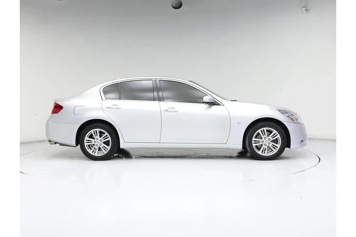 $15998 : INFINITI Q40 2015 AWD 4dr Se image 7