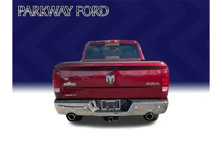 $22945 : Ram 1500 Classic 2019 4x4 SL image 6