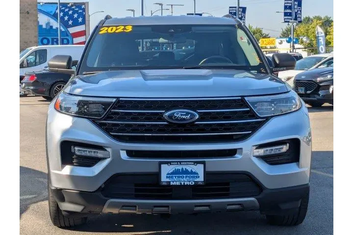 $27777 : Ford Explorer 2023 AWD XLT 4 image 9