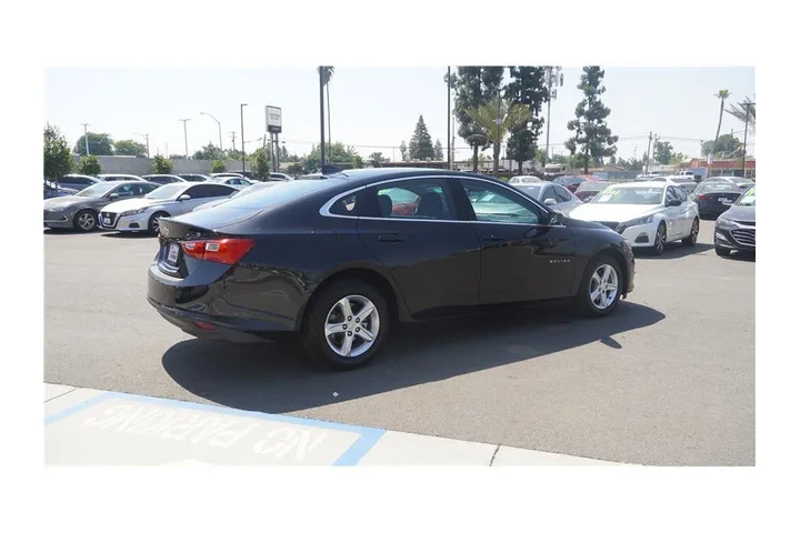 $19884 : 2024 Malibu LT image 6