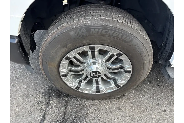 $28500 : Ford F-150 2022 4x2 XLT 2dr image 8