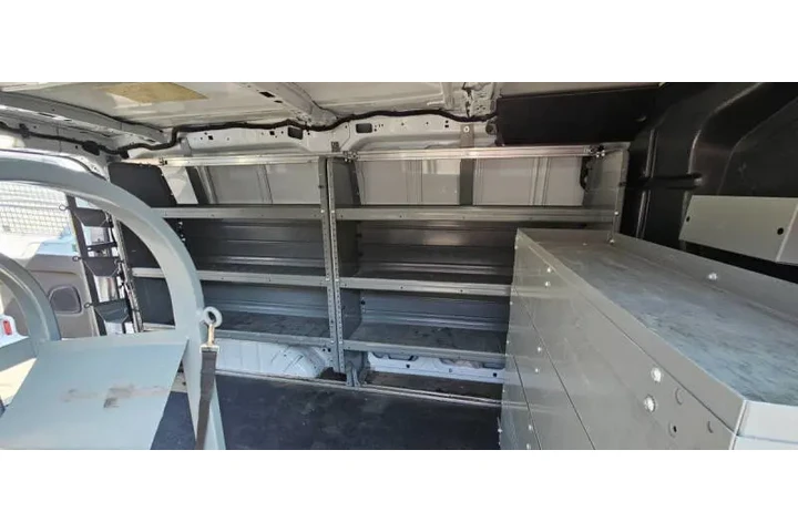 $17990 : 2019 Transit 250 image 8