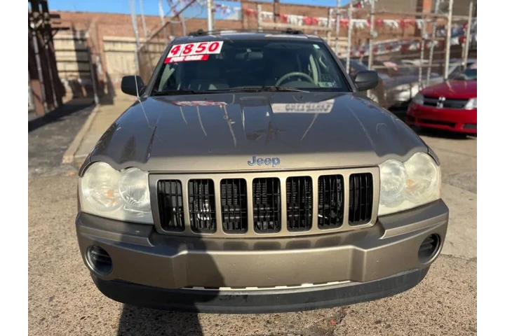 $4850 : 2005 Grand Cherokee image 3