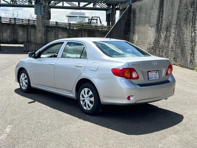 $8288 : 2009 Corolla LE image 4