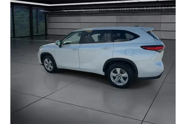 $33999 : Toyota Highlander Hybrid 202 image 6