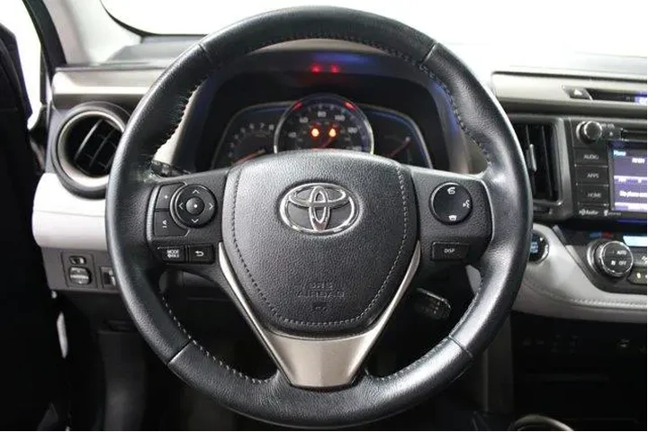 $9985 : Toyota RAV4 2014 Limited 4dr image 9