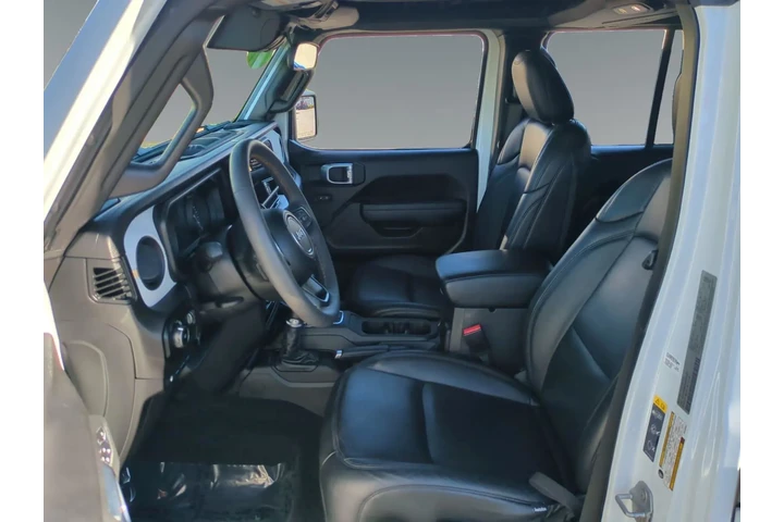 $33500 : Jeep Wrangler 2024 4x4 Willy image 9