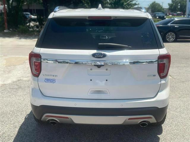 $17990 : 2017 FORD EXPLORER image 5