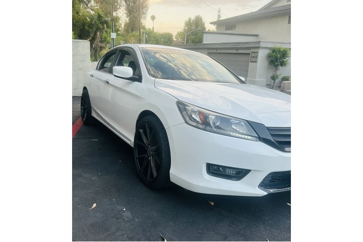 Rates a Tijuana image 4