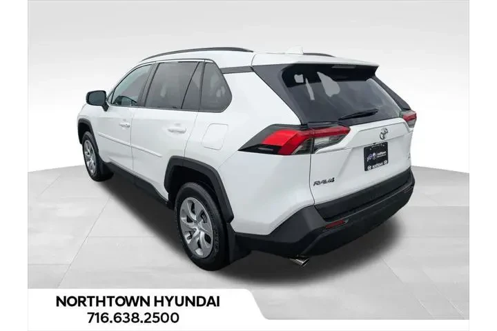 $22973 : Toyota RAV4 2021 AWD LE 4dr image 3