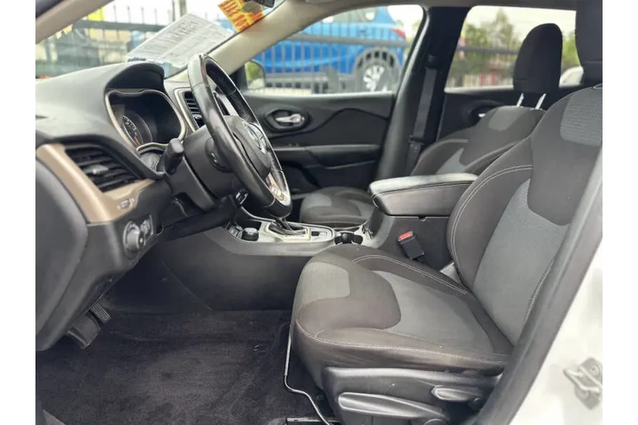 $6995 : 2017 Cherokee image 10