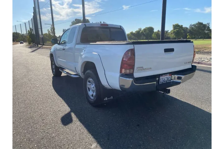 $14750 : 2006 Tacoma V6 image 6