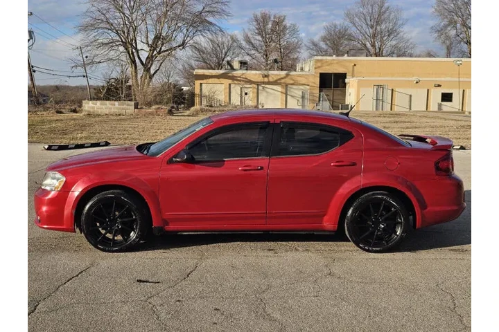 $3995 : 2011 Avenger Express image 6