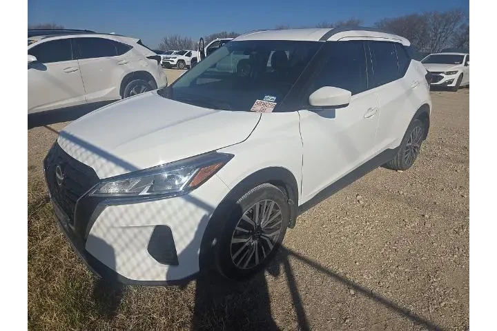 $16170 : Nissan Kicks 2024 SV 4dr Cro image 1