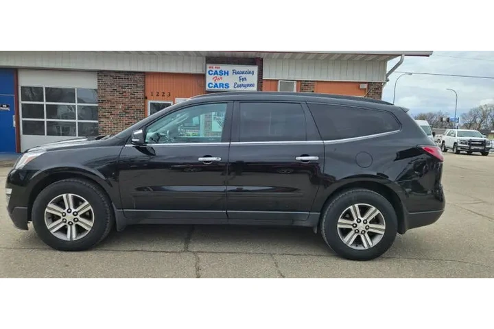 $9990 : 2016 Traverse LT image 1
