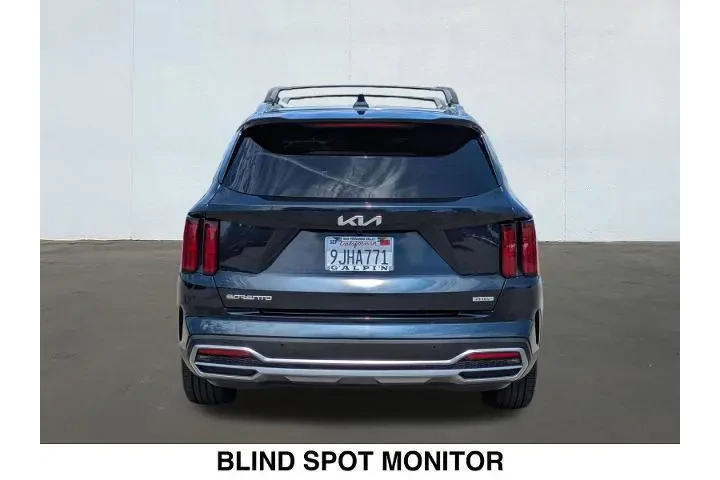 $32155 : Kia Sorento Plug-In Hybrid 2 image 4