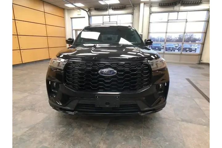 $39602 : Ford Explorer 2025 AWD ST-Li image 2