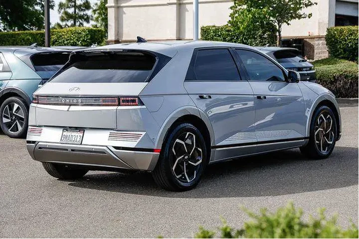 $30997 : Hyundai IONIQ 5 2024 Limited image 5