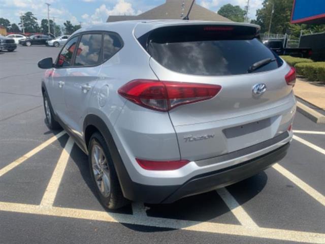 2018 Tucson image 6