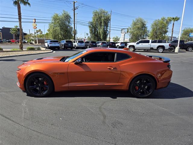 $52754 : Pre-Owned 2023 Camaro 2SS image 3