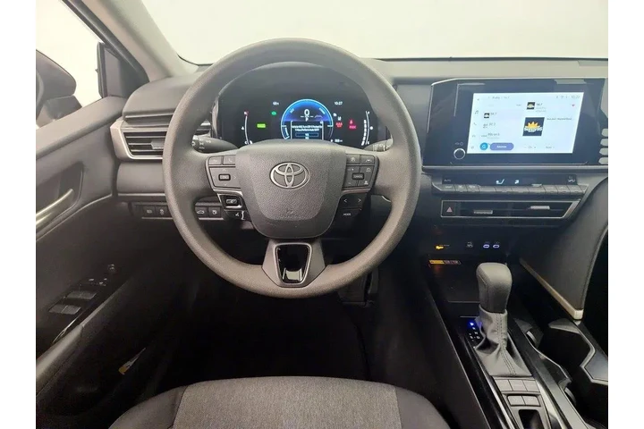 $24998 : Toyota Camry 2025 LE 4dr Sed image 10