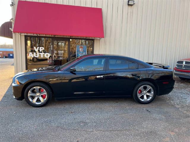 $8999 : 2013 Charger SE image 10