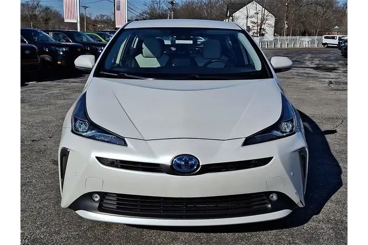 $26142 : Toyota Prius 2022 AWD Nights image 2