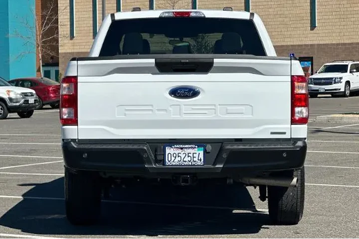 $35811 : Ford F-150 2023 4x4 XL 4dr S image 9