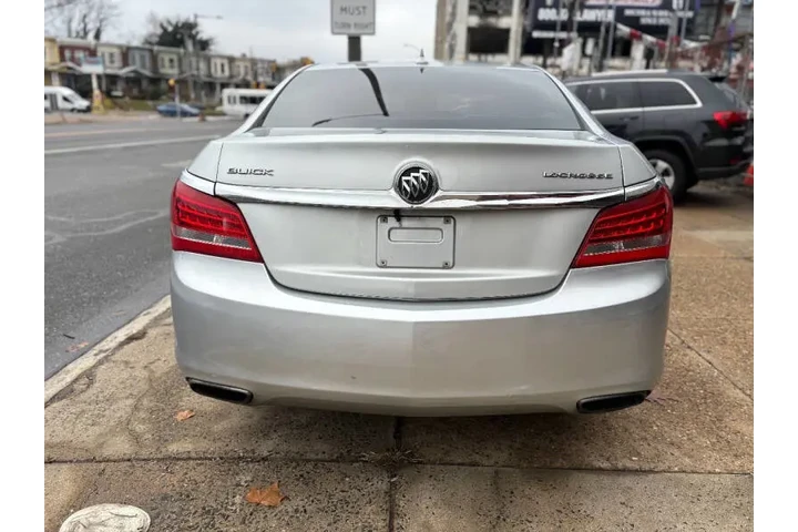 $6995 : 2014 LaCrosse image 5