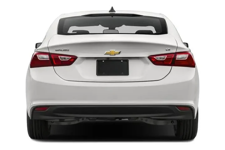 $12361 : Chevrolet Malibu 2017 LS 4dr image 5