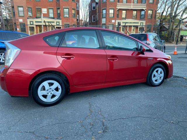 $6499 : 2011 Prius Three image 8