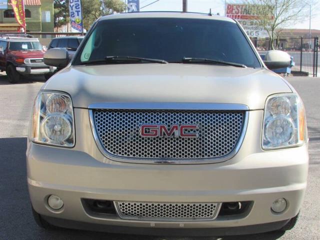 $11995 : 2008 GMC Yukon XL Denali image 7