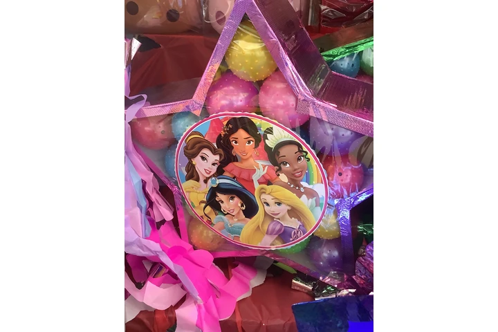 Piñatas Personalizadas image 7