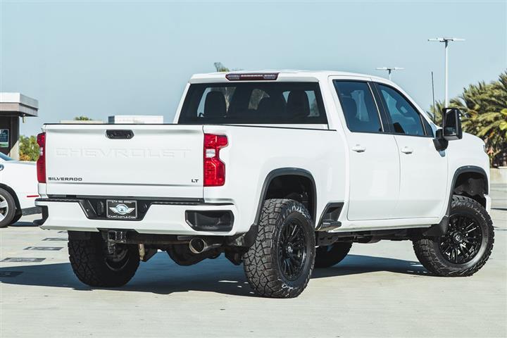 2021 Silverado 2500HD LT image 7