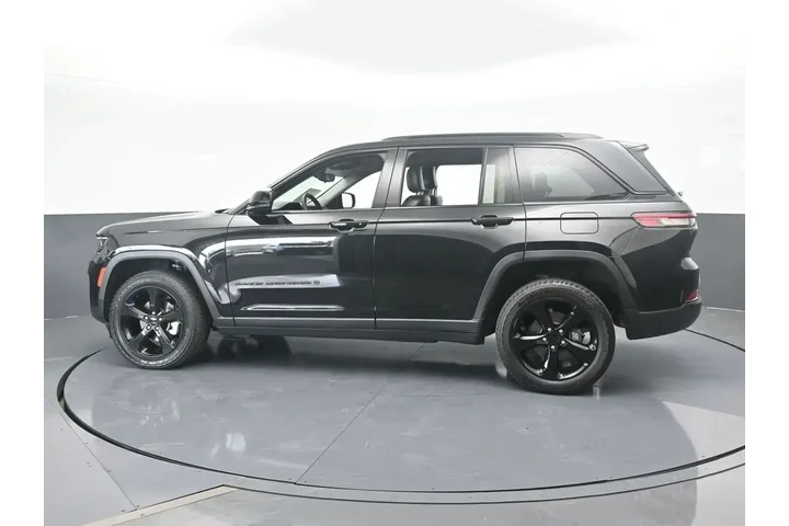 $22498 : Jeep Grand Cherokee 2023 4x2 image 3