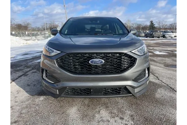 $27395 : Ford Edge 2023 AWD ST-Line 4 image 2