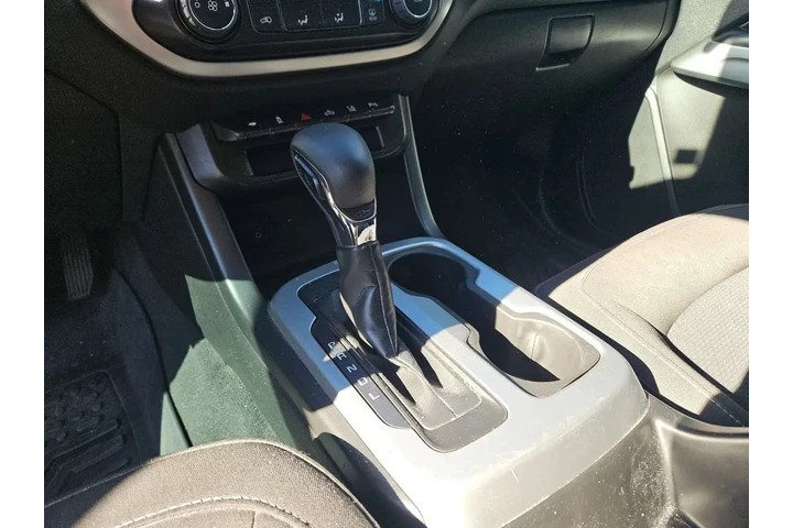 $27990 : Chevrolet Colorado 2022 4x2 image 6