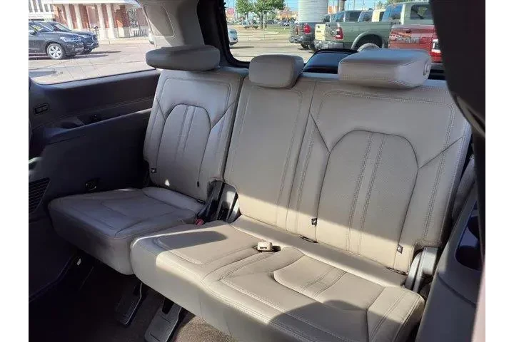 $39100 : Ford Expedition 2021 4x4 Lim image 6