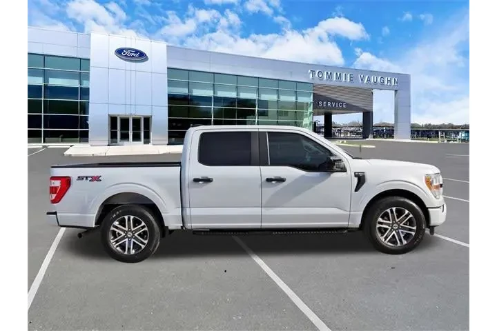 $32946 : Ford F-150 2022 4x2 XL 4dr S image 5