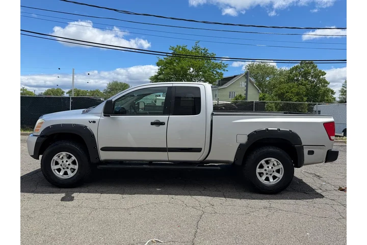 $8495 : 2004 Titan LE King Cab 4WD image 3