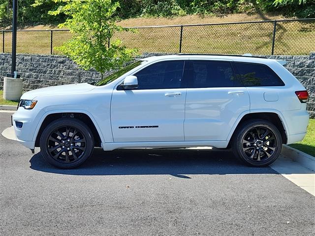 $31701 : 2021 Grand Cherokee Laredo X image 6