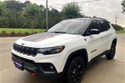 $30543 : 2023 Compass Trailhawk thumbnail