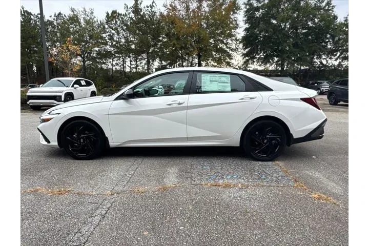 $23443 : Hyundai ELANTRA 2026 SEL Spo image 8