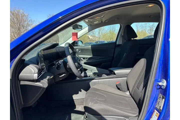 $21998 : Hyundai ELANTRA 2024 SEL 4dr image 6